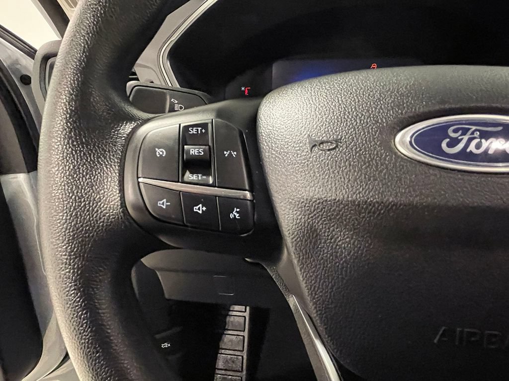Used 2025 Ford Escape Active AWD/4WD image 33