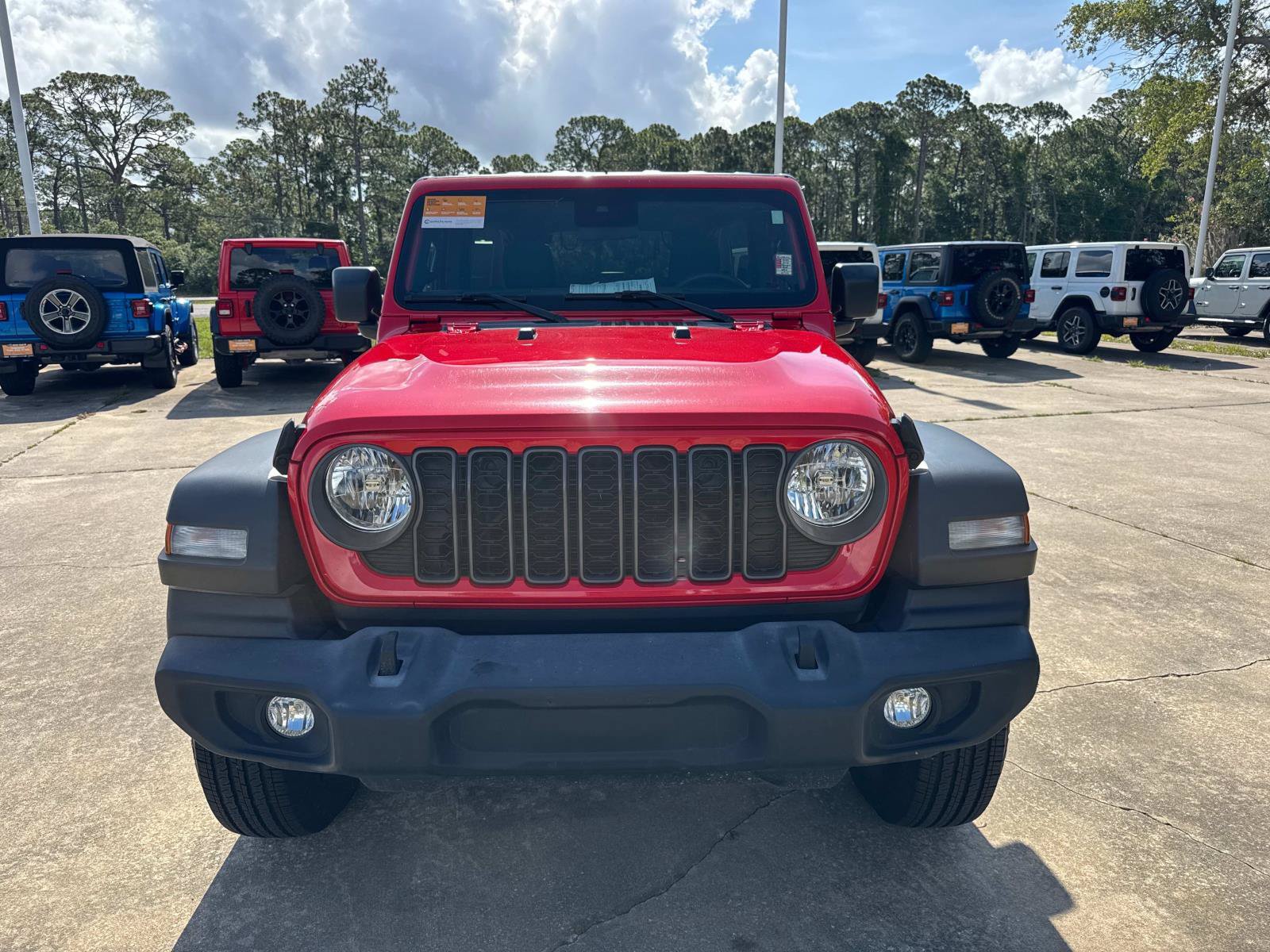 Used 2024 Jeep Wrangler Unlimited Sport AWD/4WD image 8