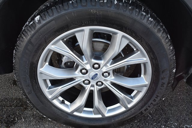 Used 2023 Ford Explorer XLT w/ Equipment Group 202A image 49