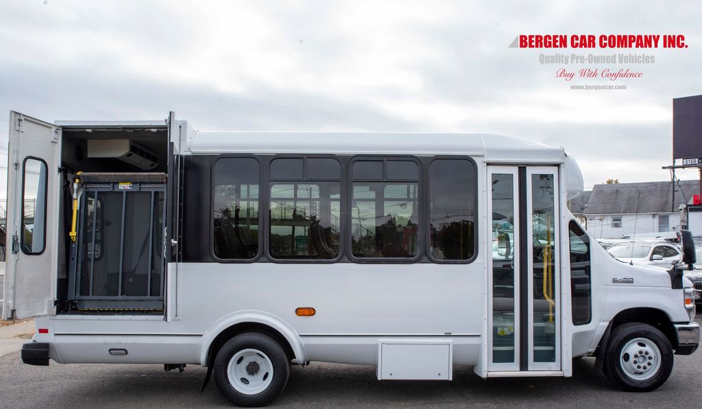 Used 2016 Ford E-450 and Econoline 450 Super Duty w/ Shuttle Bus Prep Package image 23