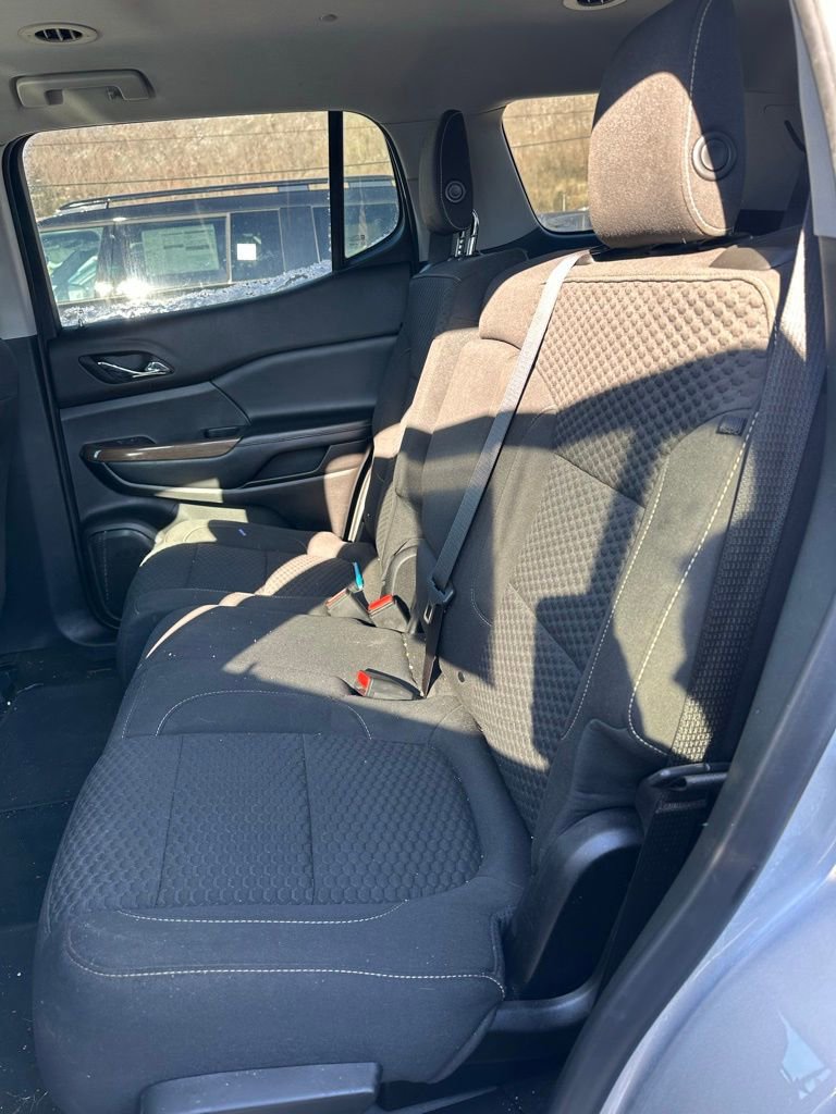 Used 2019 GMC Acadia SLE image 11