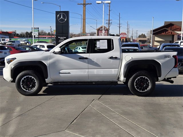 Used 2024 Toyota Tacoma TRD Off-Road image 39