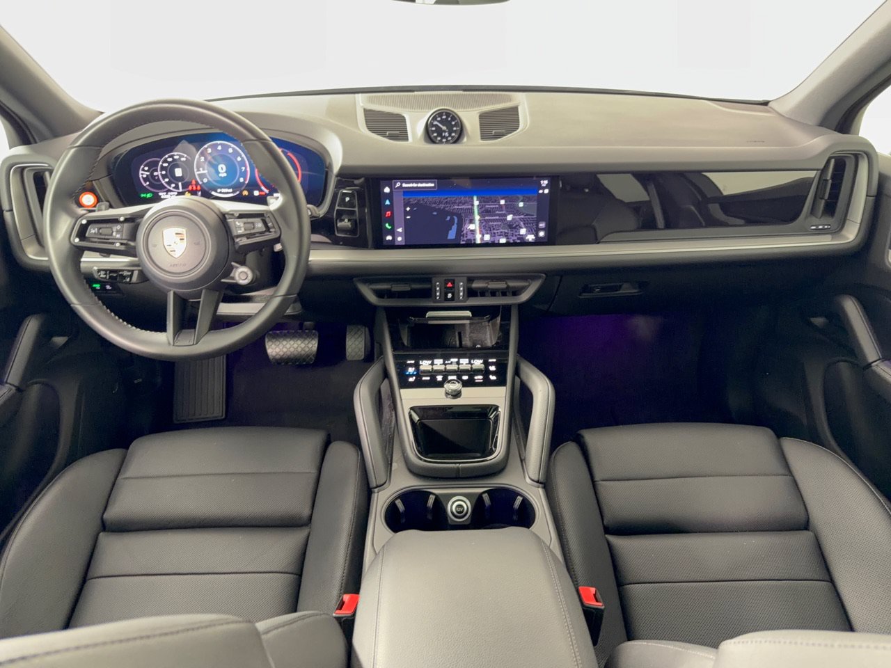 Certified 2026 Porsche Cayenne AWD/4WD image 17