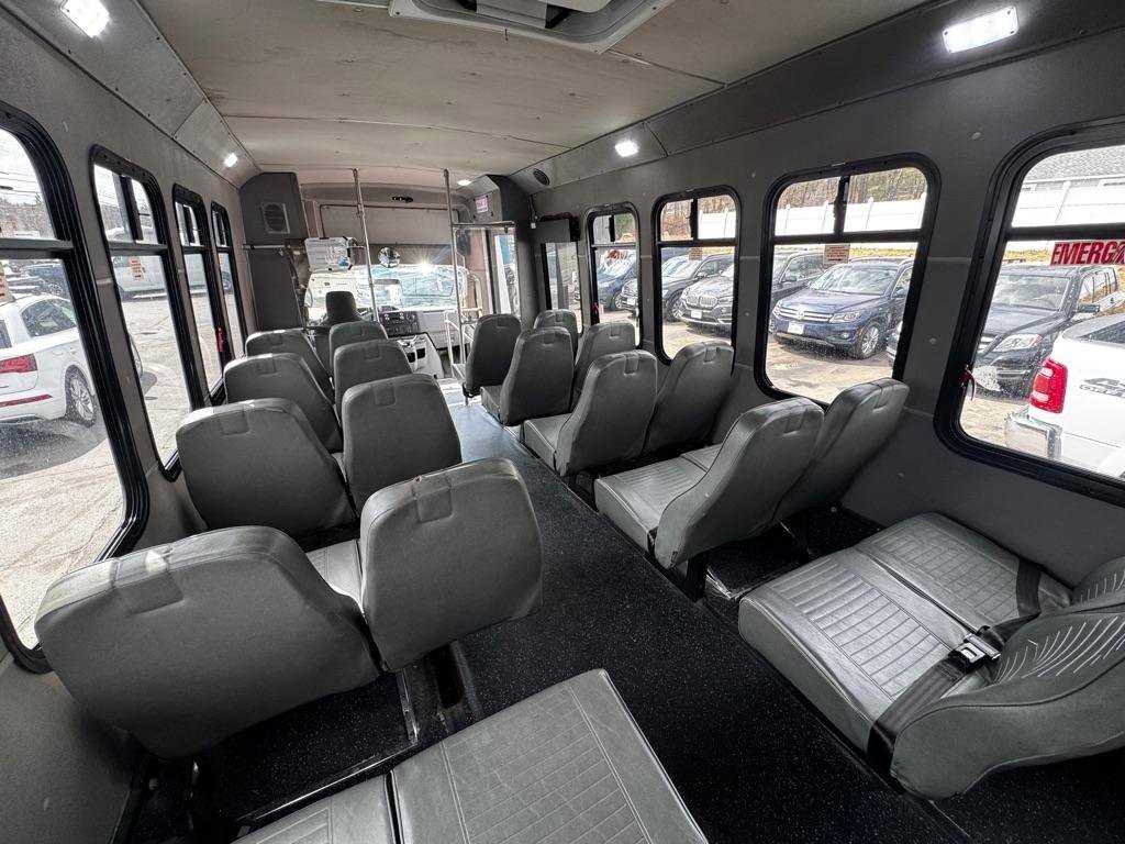 Used 2018 Ford E-450 and Econoline 450 Super Duty w/ Shuttle Bus Prep Package RWD image 14