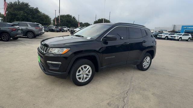 Used 2020 Jeep Compass Sport AWD/4WD image 4
