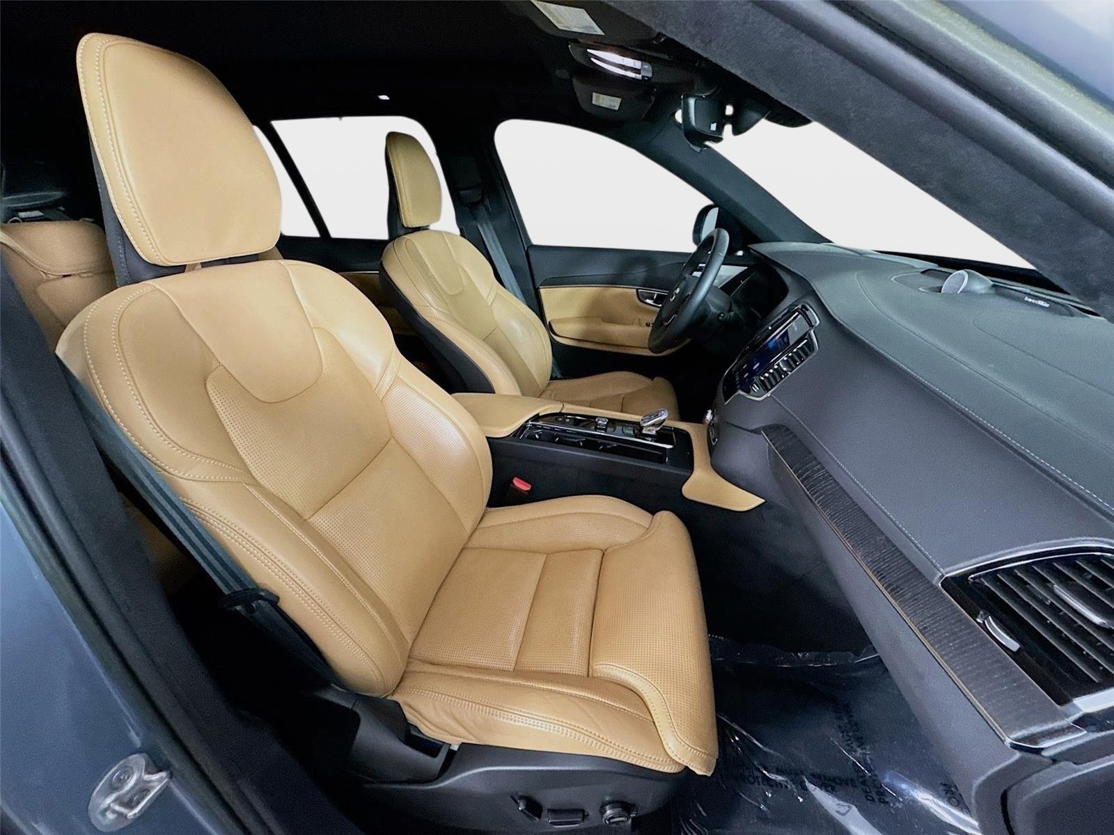 Used 2023 Volvo XC90 T8 Ultimate w/ Lounge Package AWD/4WD image 30
