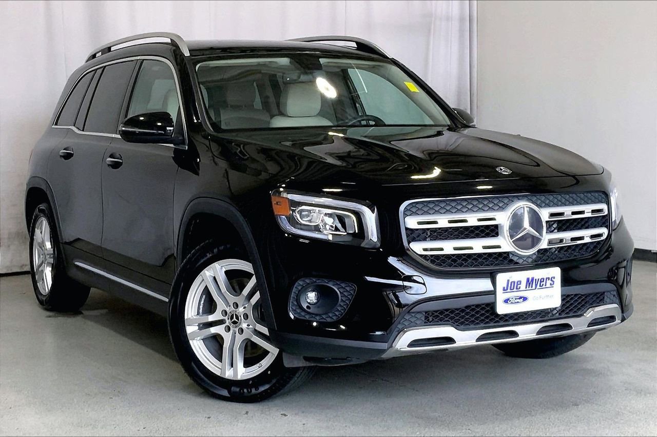 Used 2020 Mercedes-Benz GLB 250 w/ Premium Package image 1