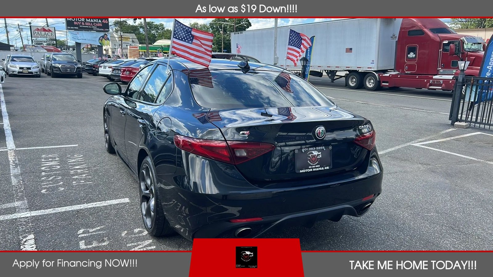 Used 2019 Alfa Romeo Giulia Ti Sport w/ Quick Order Package 22S Sport AWD/4WD image 3