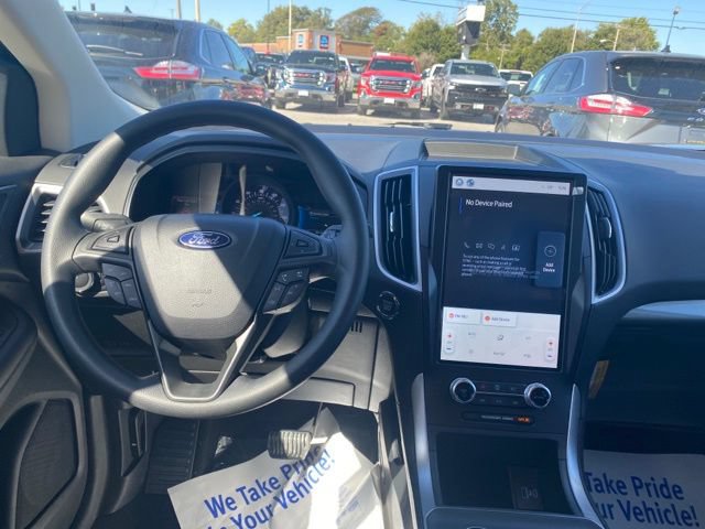 New 2024 Ford Edge SE AWD/4WD image 14