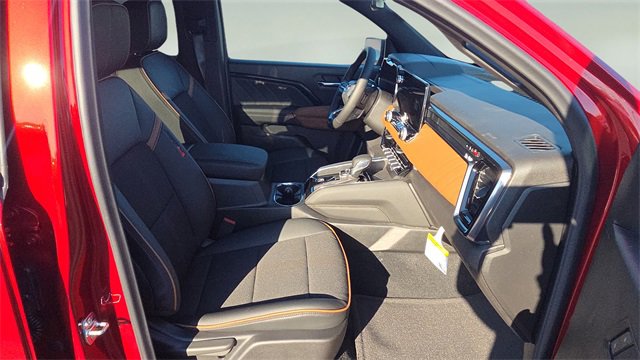 New 2026 GMC Canyon AT4 image 25