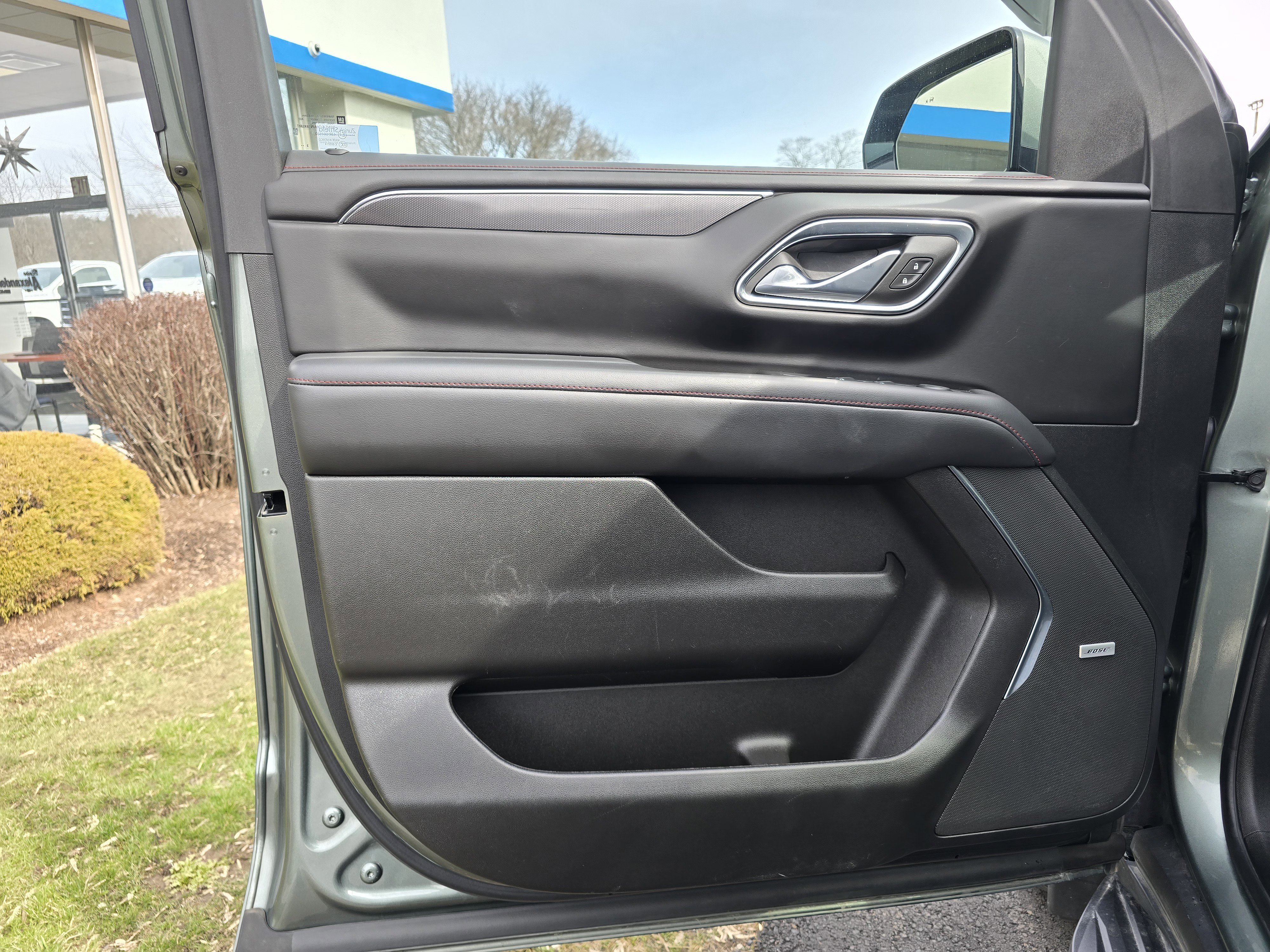 Used 2023 Chevrolet Suburban RST w/ Sport Performance Package image 18