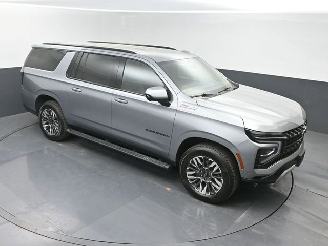 Used 2025 Chevrolet Suburban Z71 AWD/4WD image 39