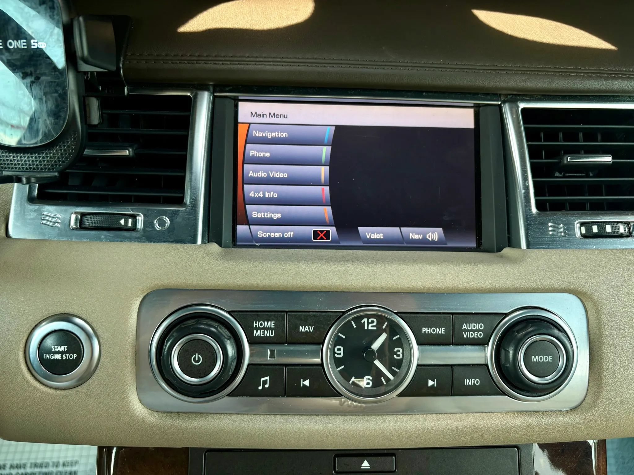 Used 2011 Land Rover Range Rover Sport HSE LUX AWD/4WD image 31