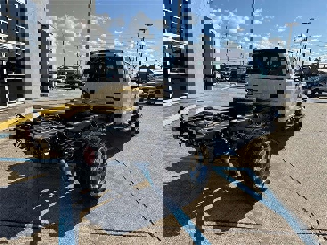 New 2025 Ford F550 4x4 SuperCab Super Duty image 7