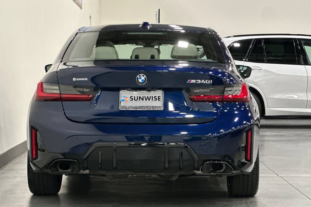 Used 2024 BMW M340i w/ Premium Package RWD image 5