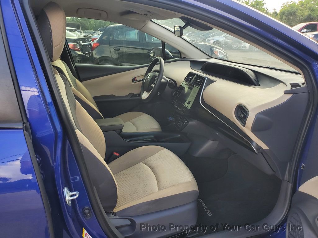 Used 2017 Toyota Prius Two FWD image 16