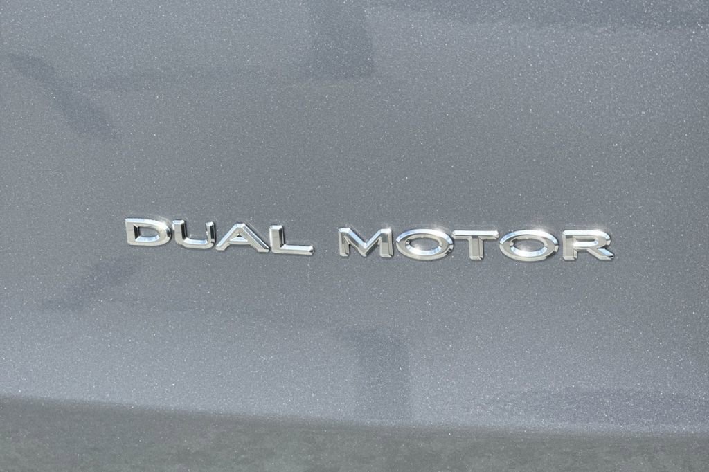 Used 2026 Tesla Model Y Long Range AWD/4WD image 26