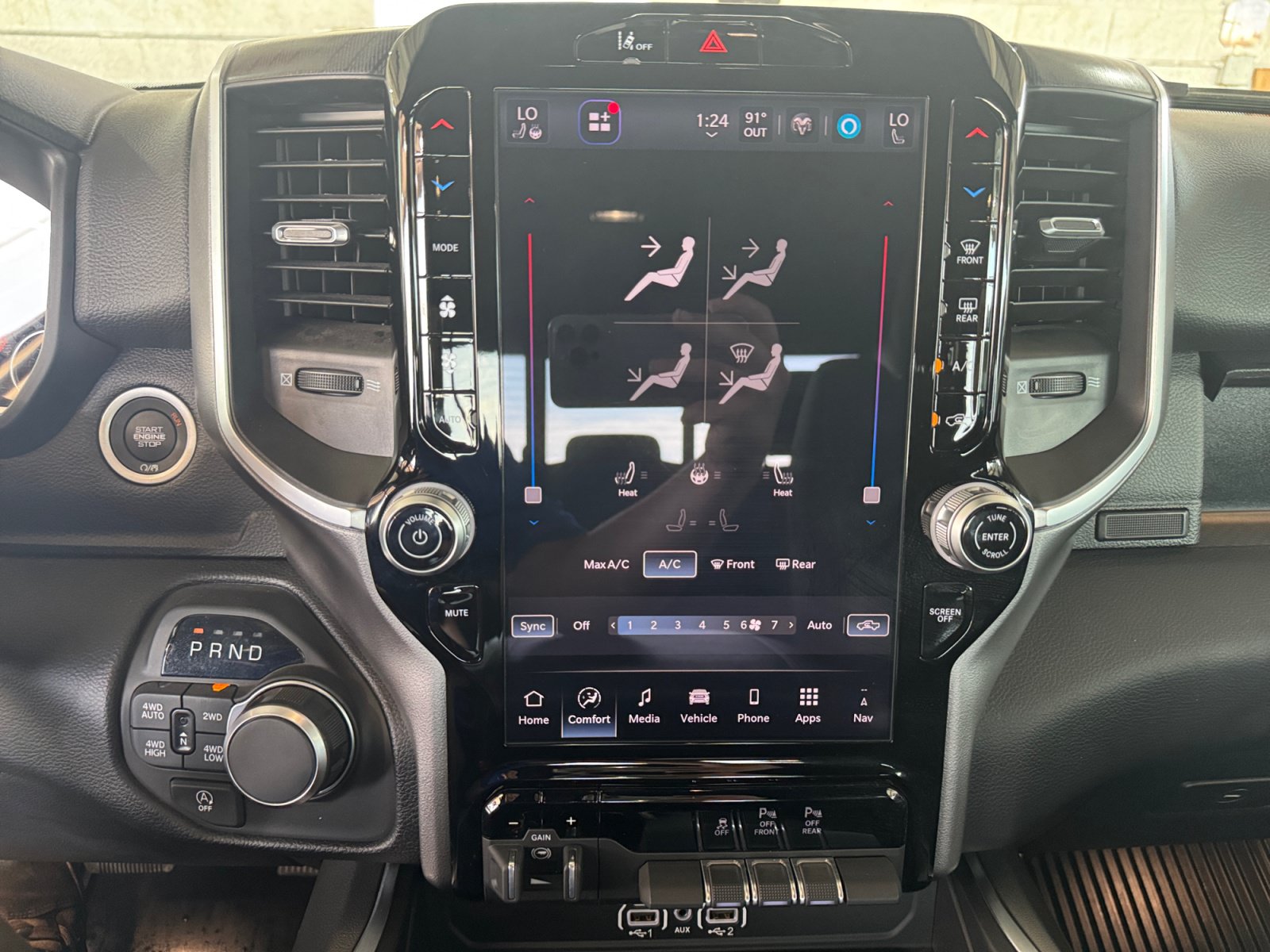 Used 2026 RAM 1500 Big Horn AWD/4WD image 19