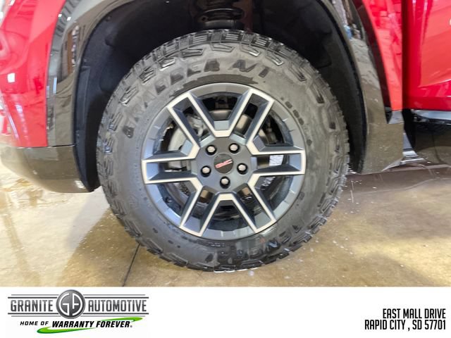 Used 2026 GMC Terrain AT4 AWD/4WD image 19