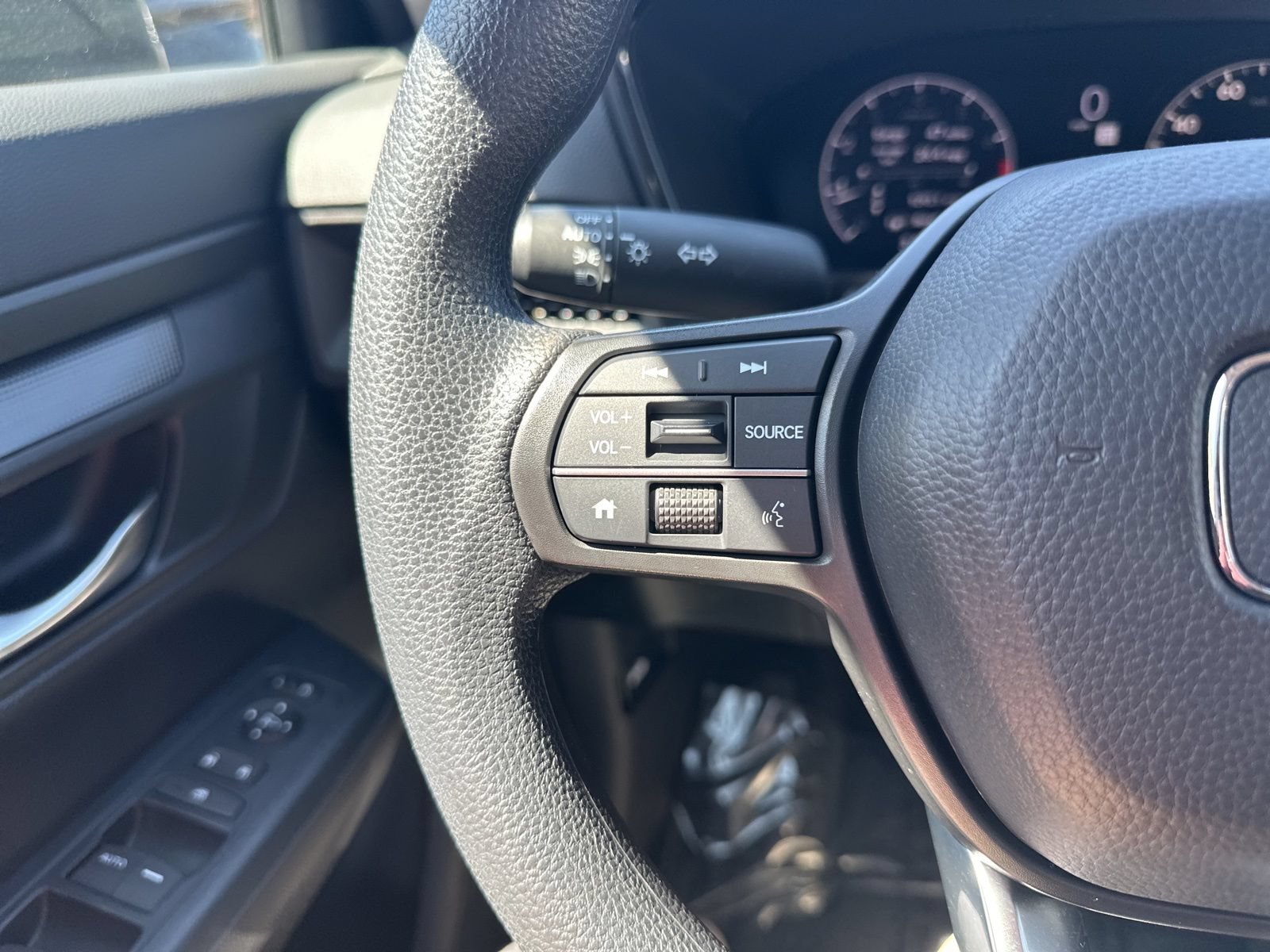 Used 2024 Honda CR-V LX image 44