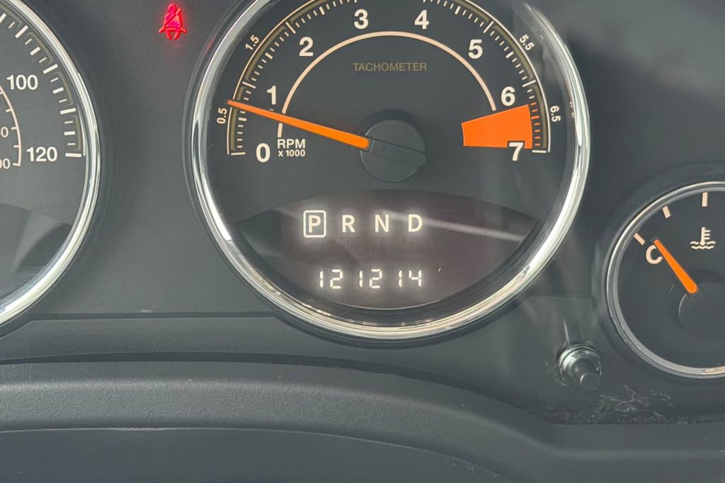 Used 2016 Jeep Compass Latitude image 25