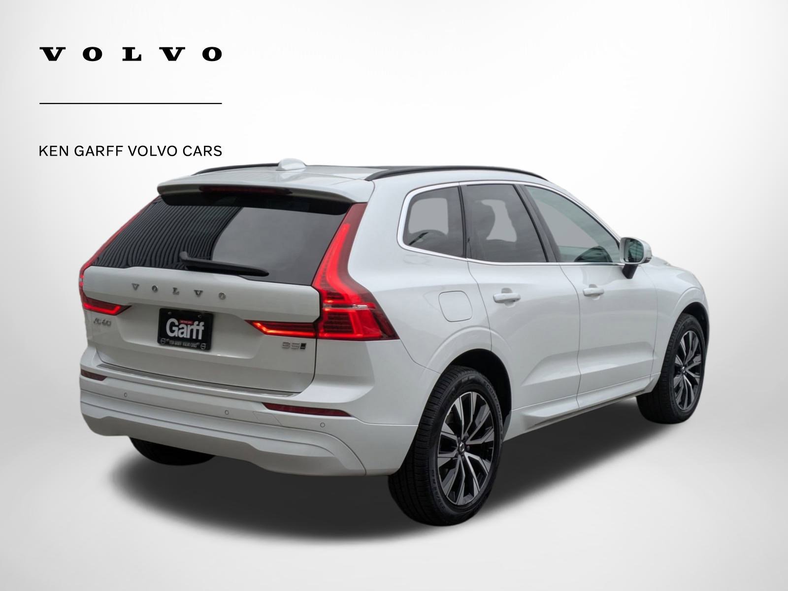 Certified 2023 Volvo XC60 B5 Core image 3