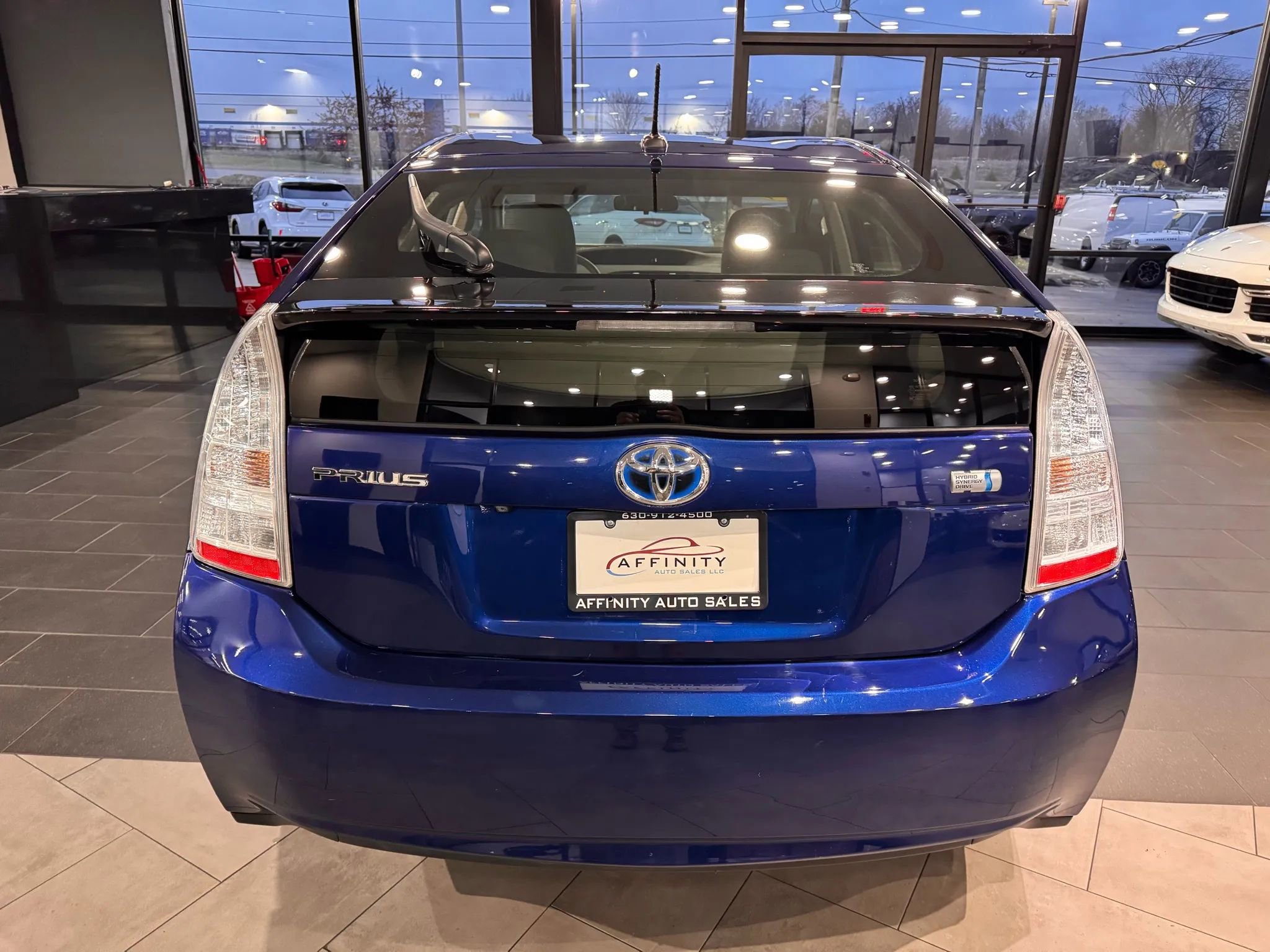 Used 2010 Toyota Prius Two image 4
