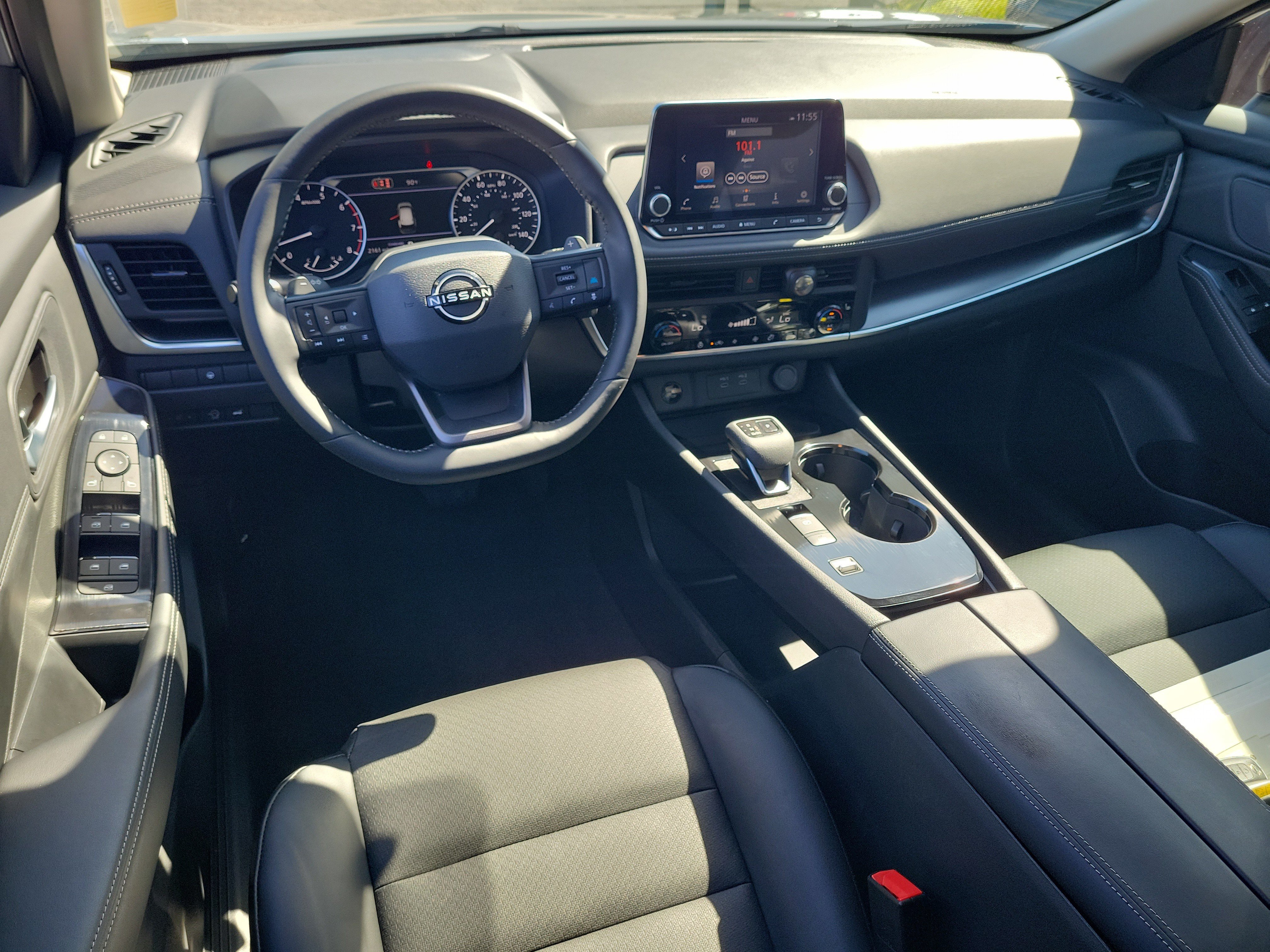 Certified 2026 Nissan Rogue Dark Armor FWD image 16