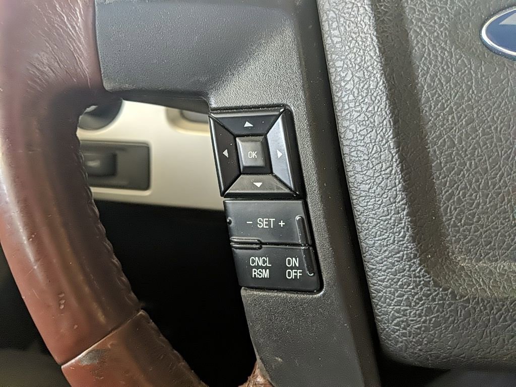 Used 2014 Ford F150 King Ranch w/ King Ranch Luxury Package image 17