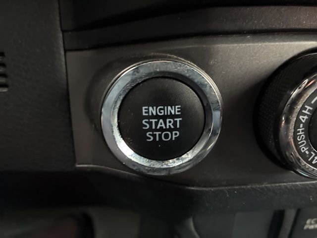 Used 2020 Toyota Tacoma TRD Sport image 32