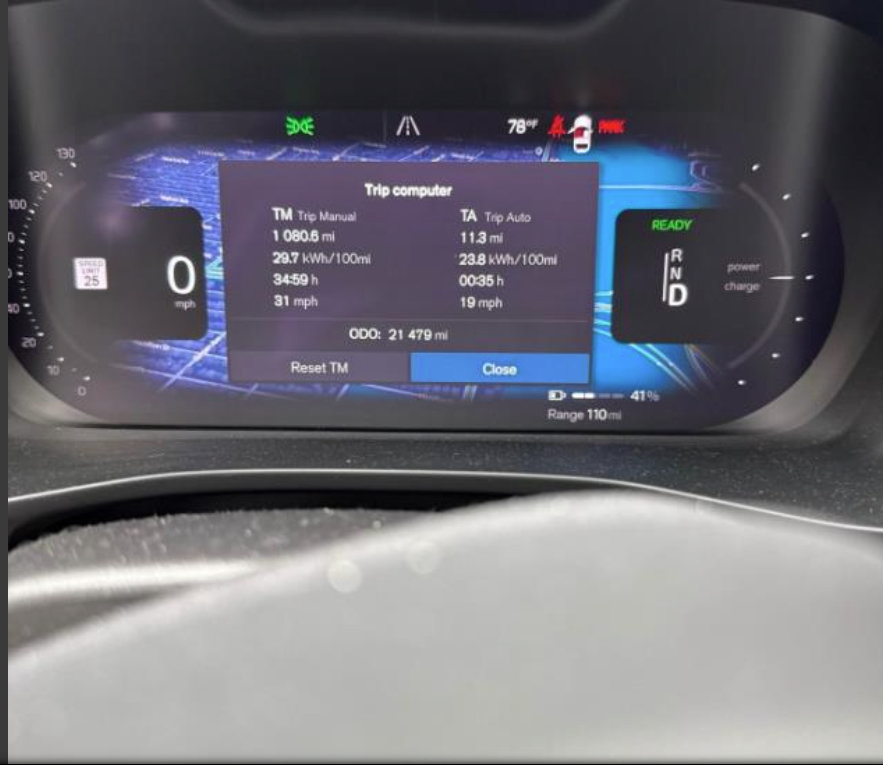 Certified 2023 Volvo XC40 Recharge Plus w/ Protection Package Premier AWD/4WD image 17