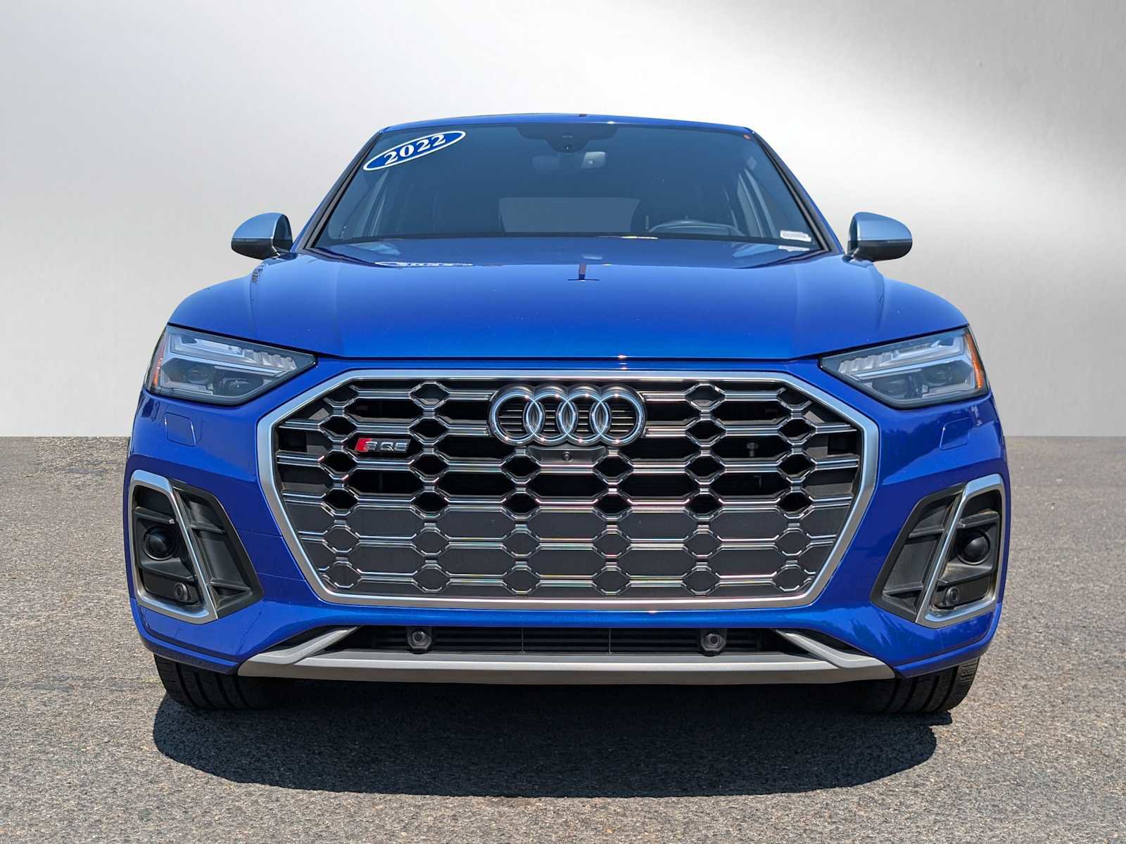 Used 2022 Audi SQ5 Prestige image 2
