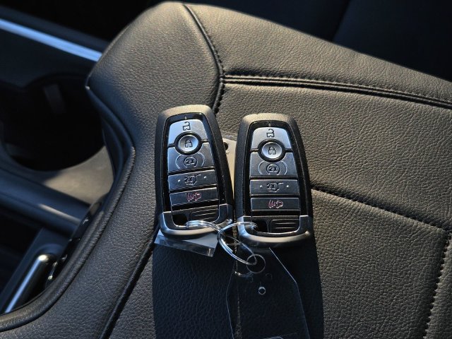 Used 2026 Ford Expedition Tremor AWD/4WD image 32