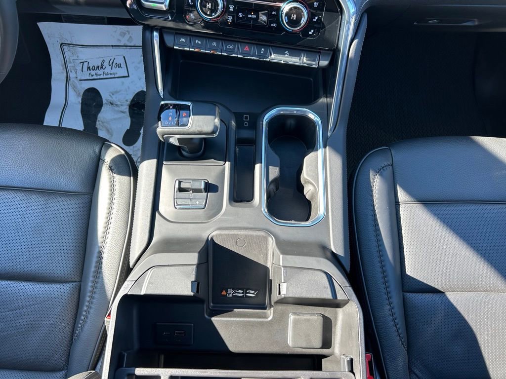 Used 2025 GMC Sierra 1500 Denali image 8
