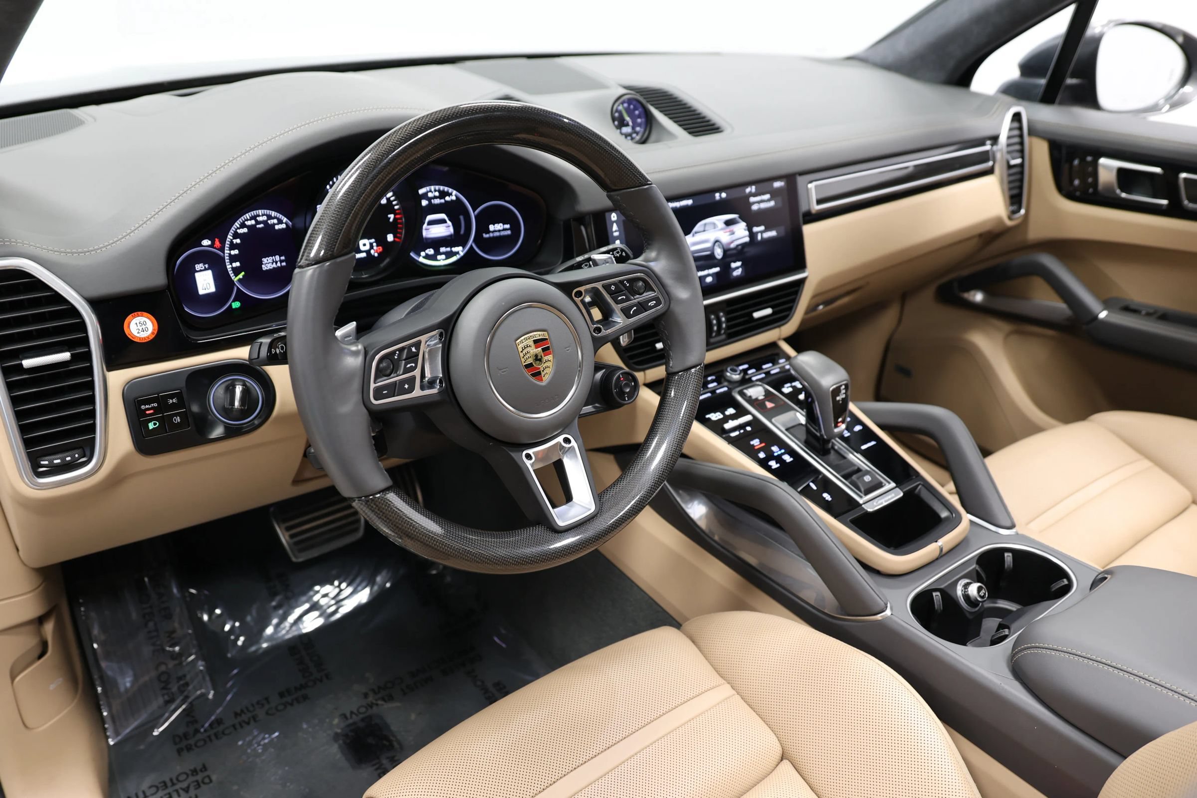 Used 2021 Porsche Cayenne Turbo S AWD/4WD image 23