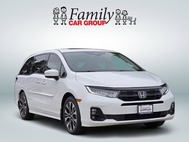 Used 2025 Honda Odyssey Elite image 2