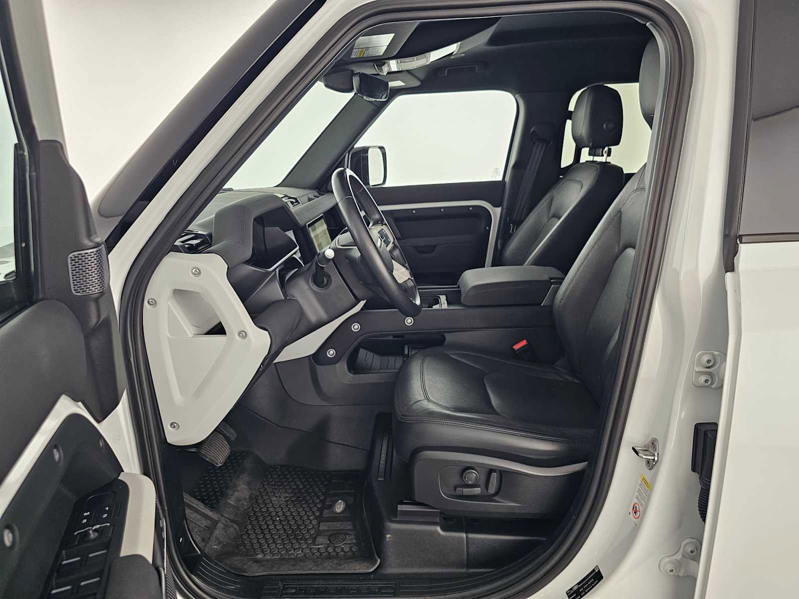 Used 2023 Land Rover Defender 110 S image 20