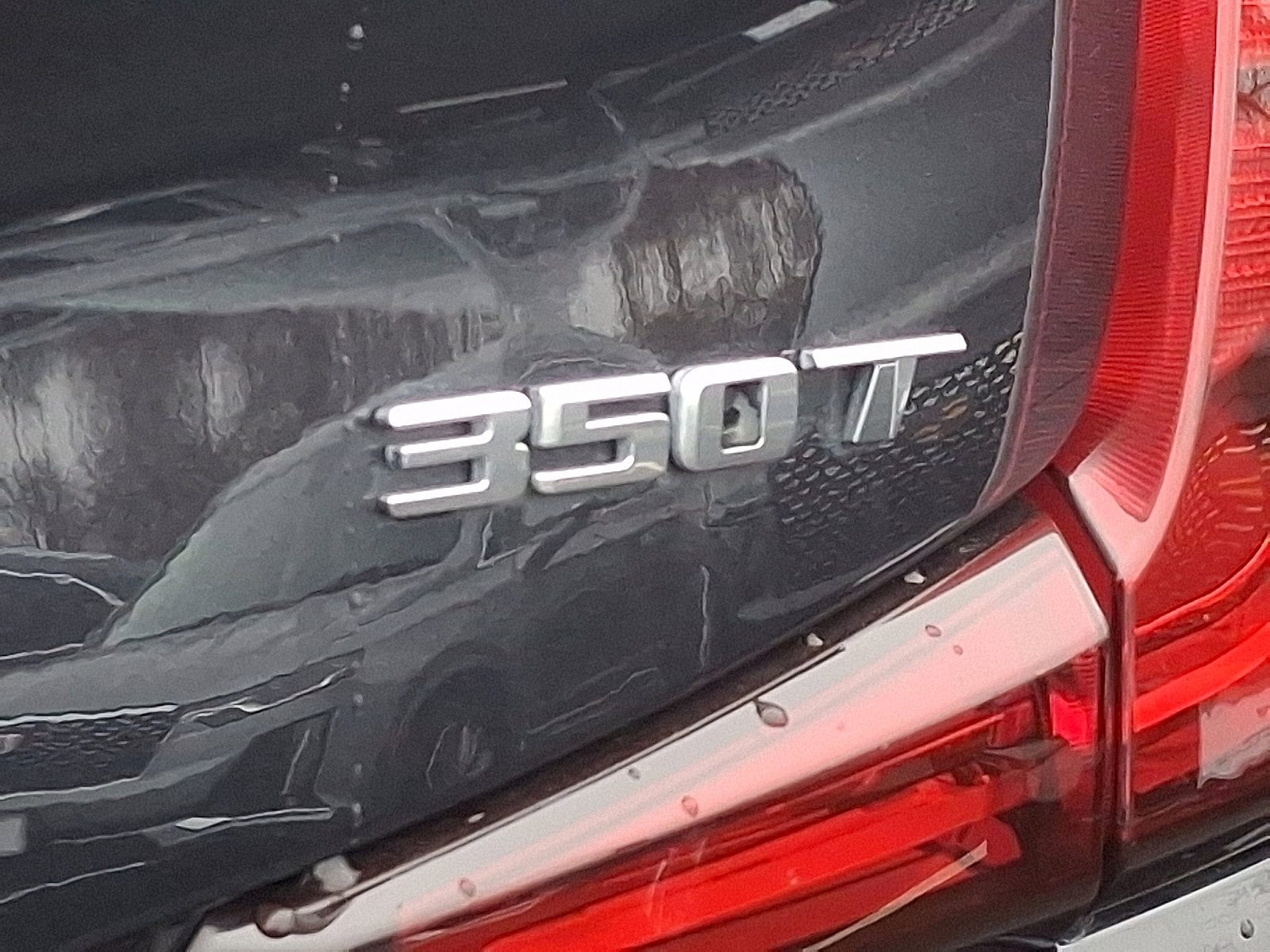 Certified 2023 Cadillac XT4 Luxury w/ Cold Weather Package image 29