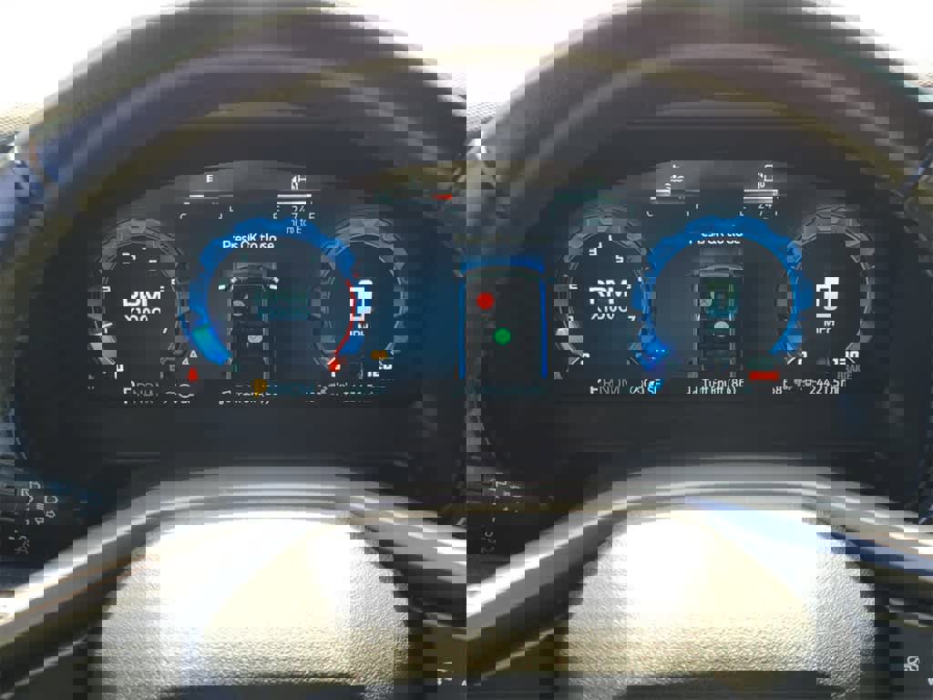 Used 2025 Ford Bronco Badlands image 24