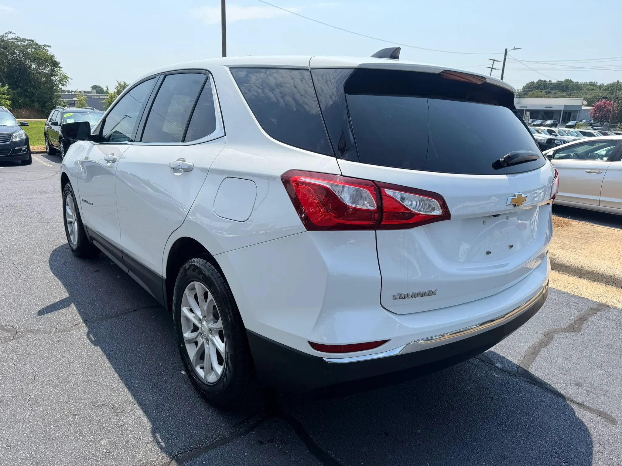Used 2019 Chevrolet Equinox LT FWD image 5