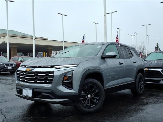 Used 2025 Chevrolet Equinox LT image 3