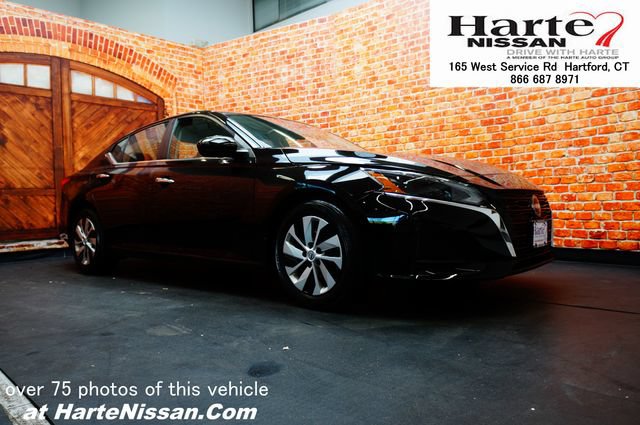 Certified 2023 Nissan Altima 2.5 S FWD image 1
