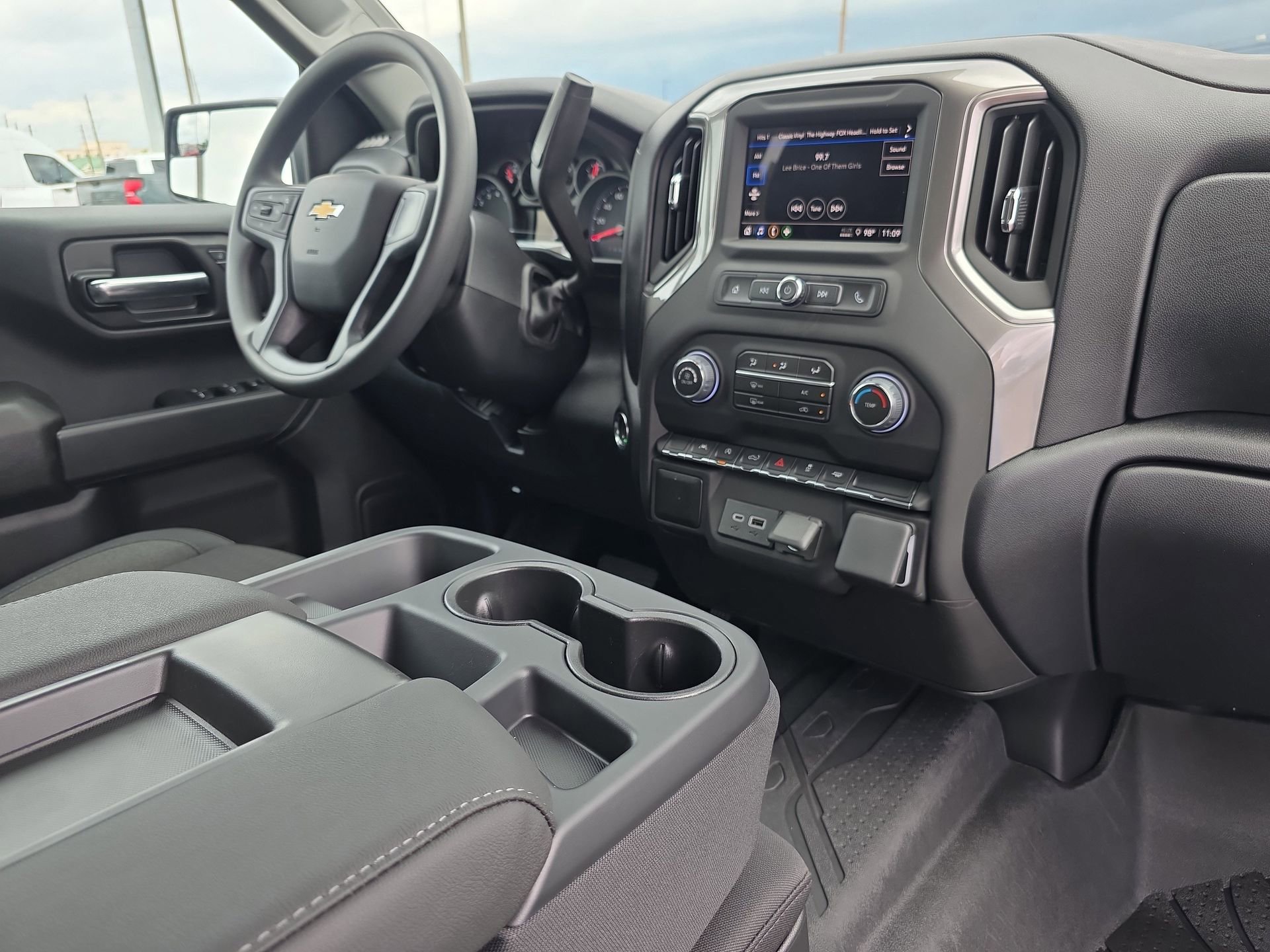 New 2026 Chevrolet Silverado 1500 Custom RWD image 16