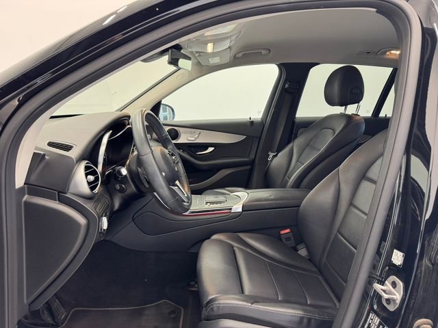 Used 2022 Mercedes-Benz GLC 300 image 17