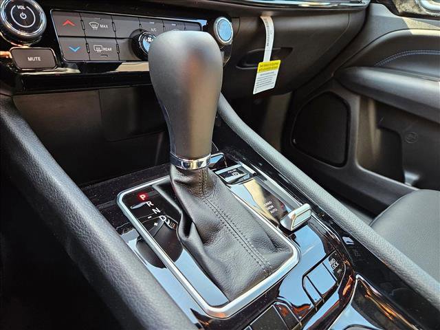 New 2026 Jeep Compass Latitude image 13