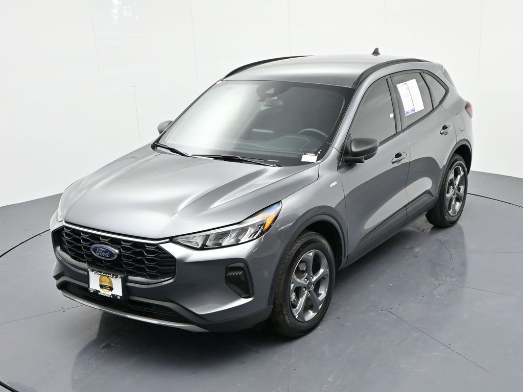 Used 2025 Ford Escape ST-Line image 16