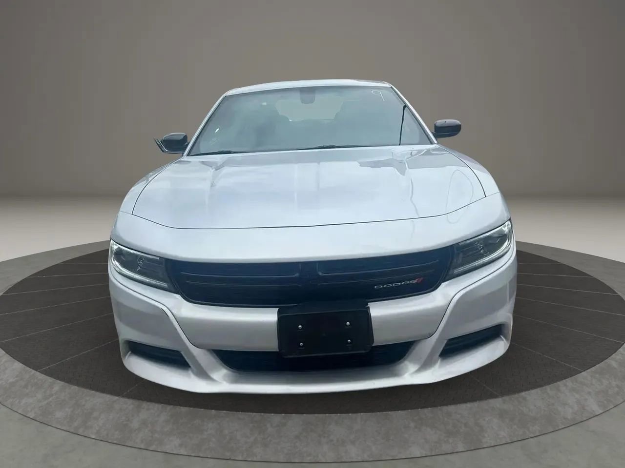 Used 2023 Dodge Charger SXT RWD image 2