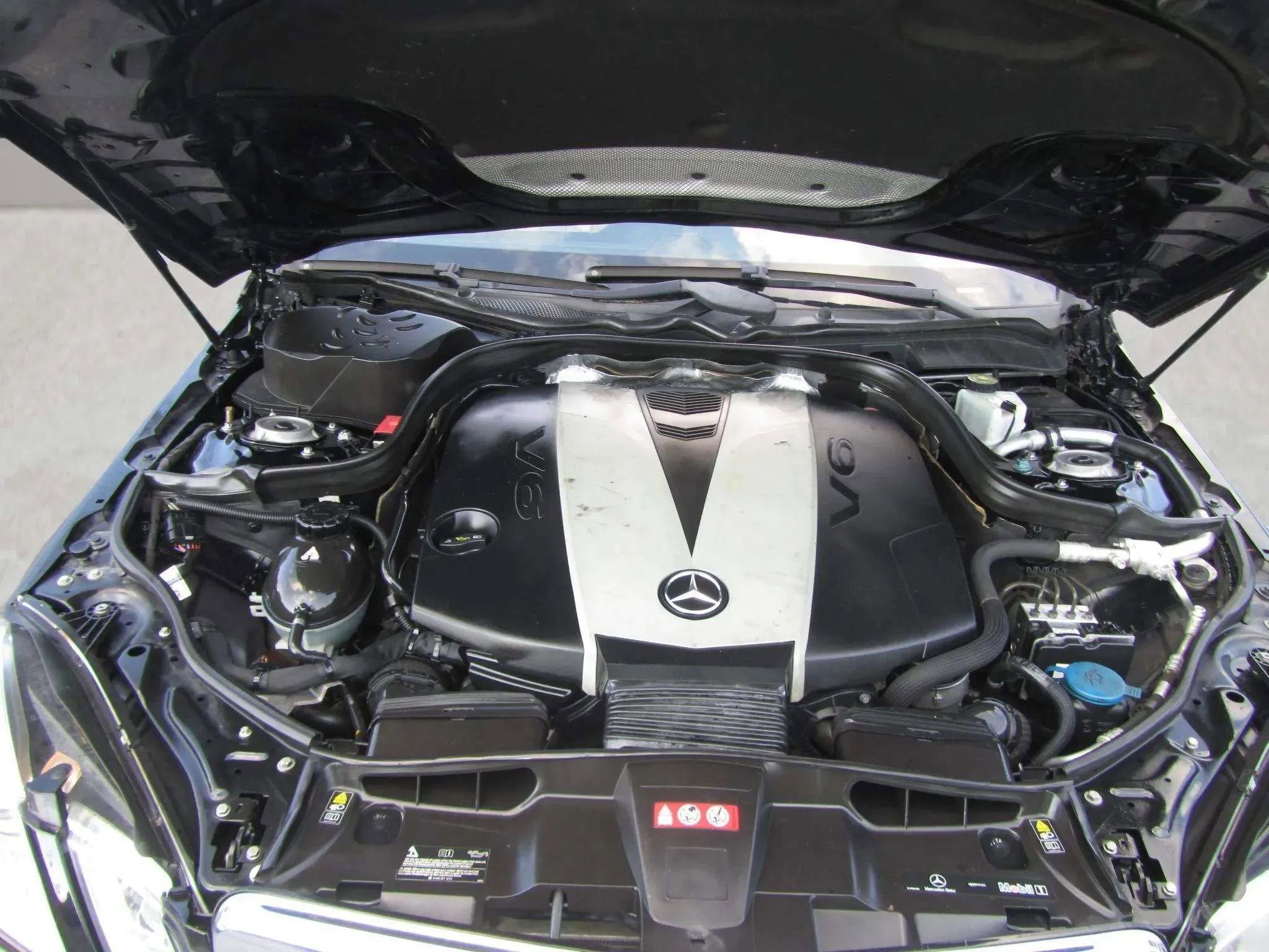 Used 2012 Mercedes-Benz E 350 BlueTEC Sedan image 38