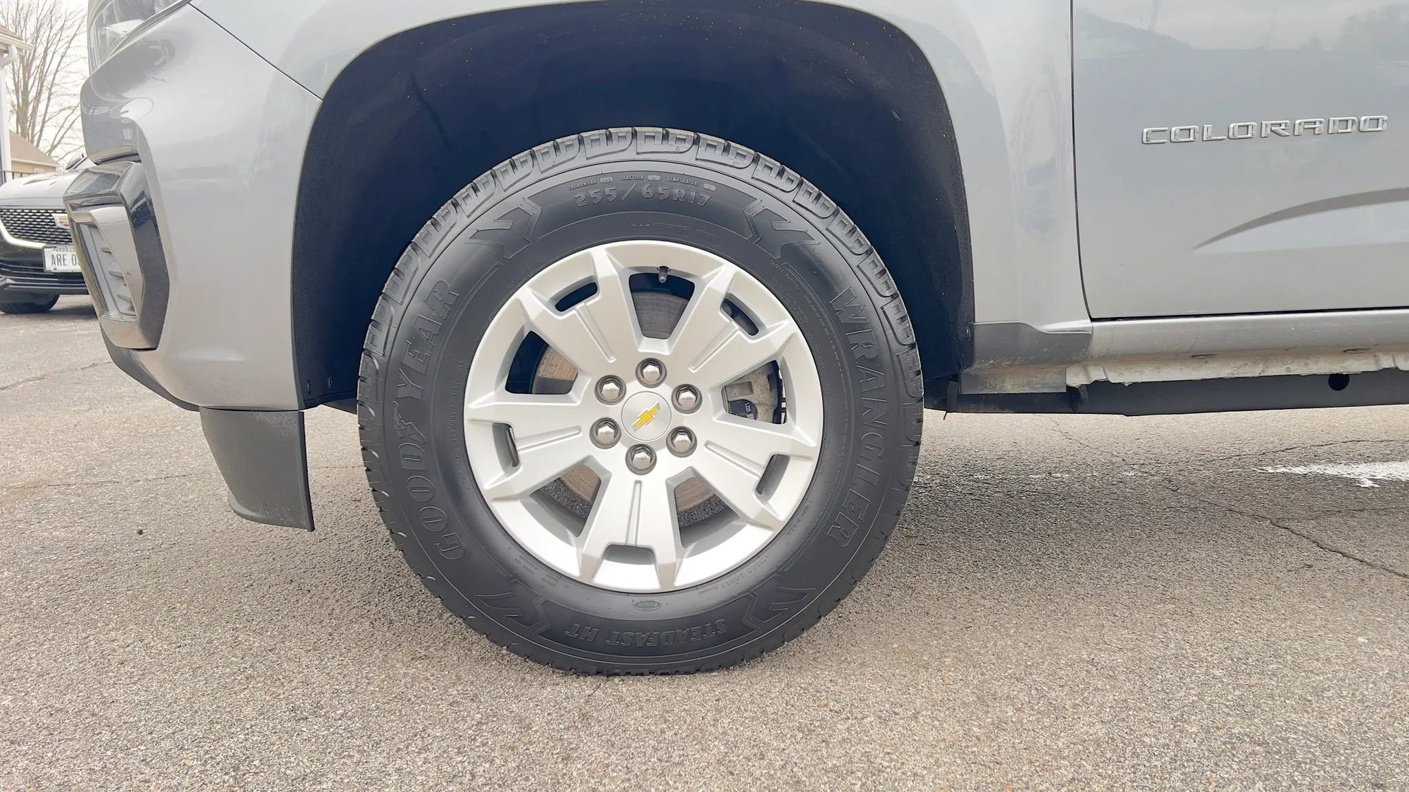 Used 2022 Chevrolet Colorado LT w/ Fleet Safety Package RWD image 12