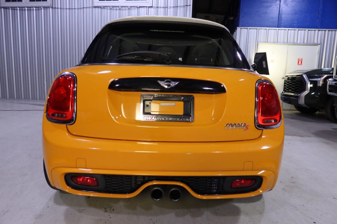 Used 2015 MINI Cooper S image 4